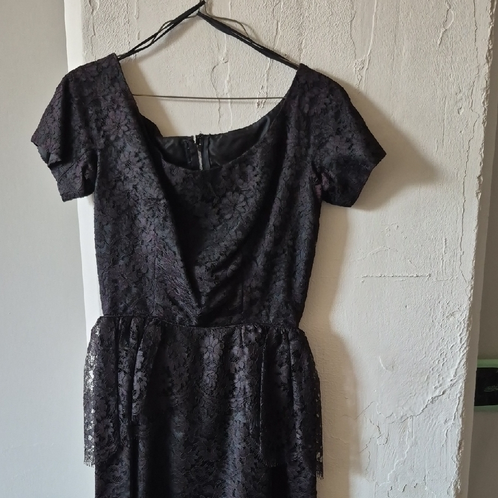 Elegant Black Lace Dress